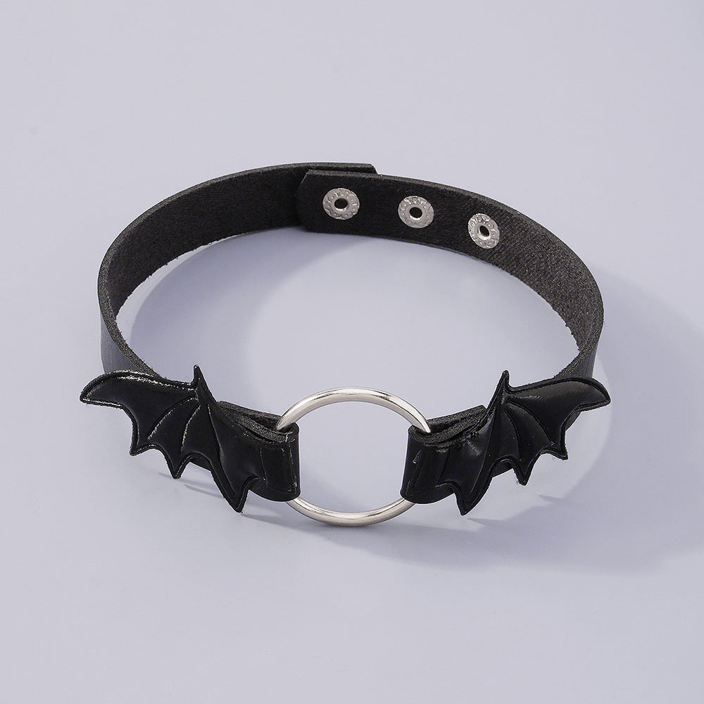 Winged Heart Choker Necklace - Necklaces & Chokers detail view 6 | Cute Splikes